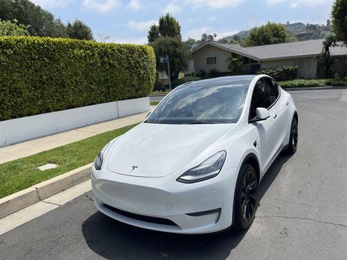 2021 Tesla Model Y Long Range Dual Motor All-Wheel Drive
