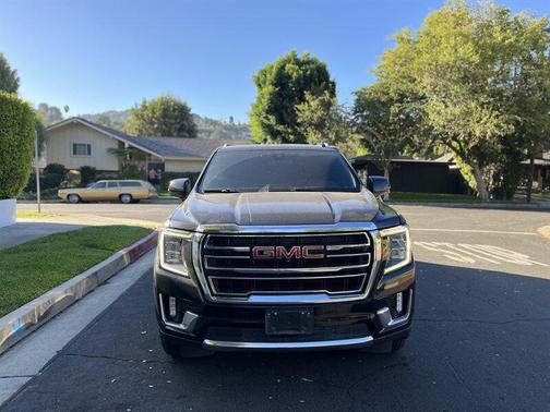 2022 GMC Yukon XL SLT