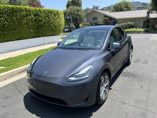 2020 Tesla Model Y Long Range