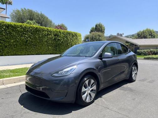2020 Tesla Model Y Long Range