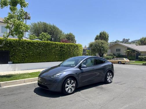 2020 Tesla Model Y Long Range