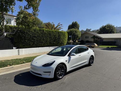 2022 Tesla Model 3 Long Range