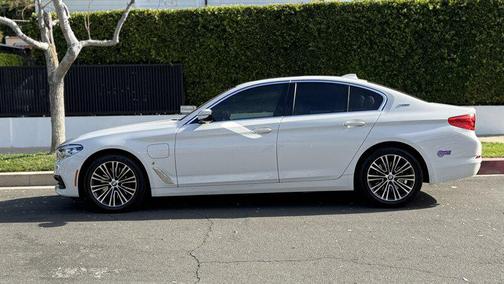 2019 BMW 530e iPerformance