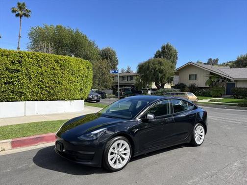 2022 Tesla Model 3 Standard Range