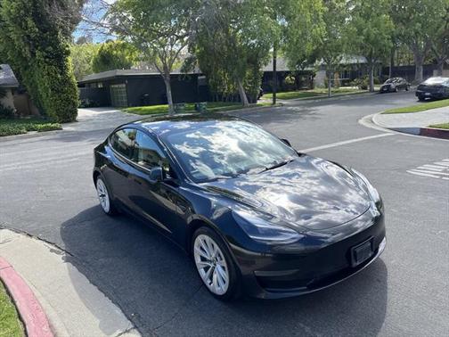 2022 Tesla Model 3 Standard Range