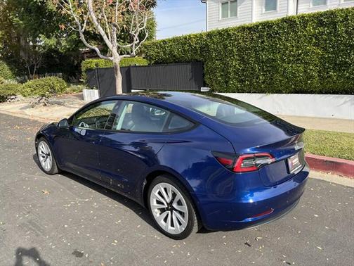 2022 Tesla Model 3 Standard Range
