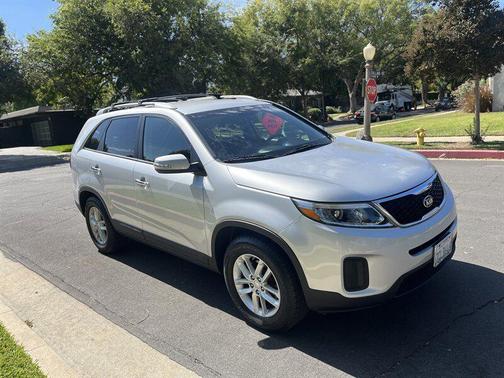 2014 Kia Sorento LX