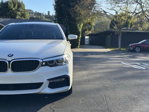 2018 BMW 530e iPerformance
