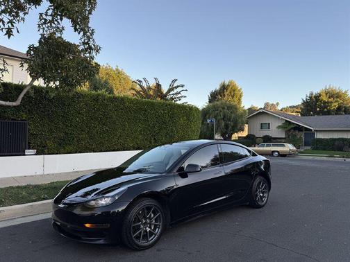 2023 Tesla Model 3 Standard Range