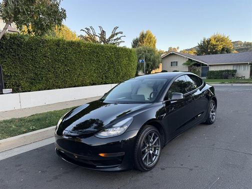 2023 Tesla Model 3 Standard Range