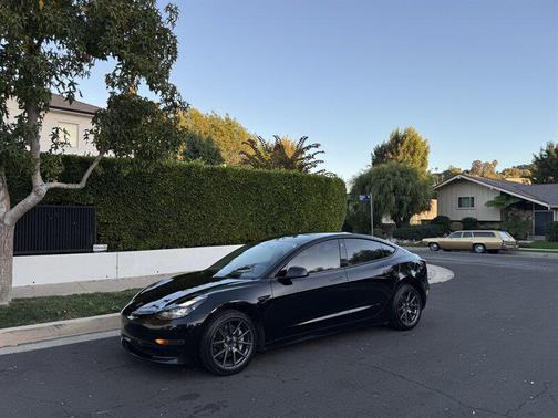 2023 Tesla Model 3 Standard Range