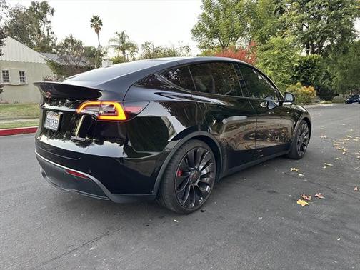 2020 Tesla Model Y Performance Dual Motor All-Wheel Drive