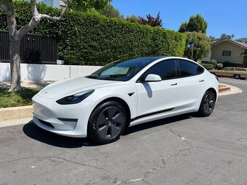 2023 Tesla Model 3 Standard Range