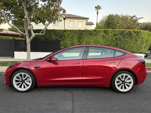 2022 Tesla Model 3 Standard Range