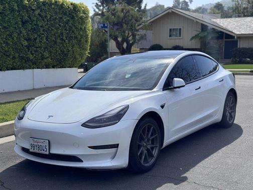 2021 Tesla Model 3 Standard Range Plus