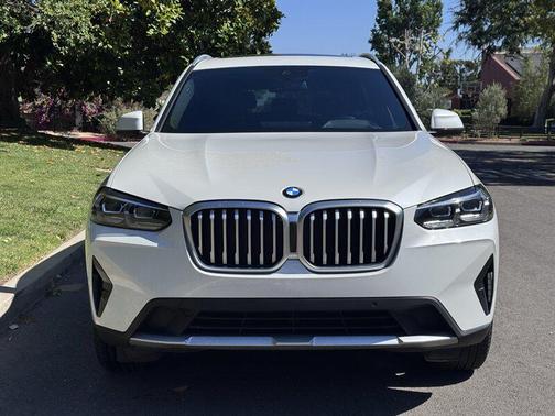 Mineral White Metallic 2024 BMW X3 xDrive30i