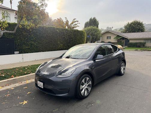 2023 Tesla Model Y Performance Dual Motor All-Wheel Drive