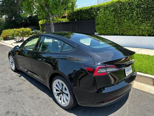 2022 Tesla Model 3 Standard Range