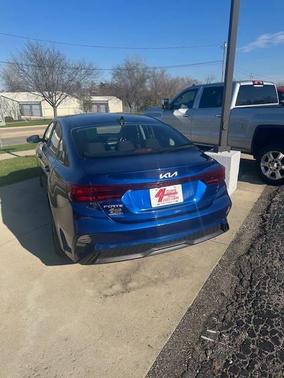 Deep Sea Blue 2022 Kia Forte LXS