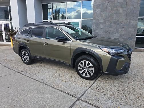 2025 Subaru Outback Premium