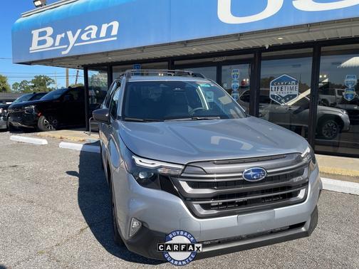 2025 Subaru Forester Premium