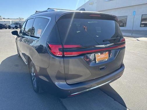 2021 Chrysler Pacifica Hybrid Limited