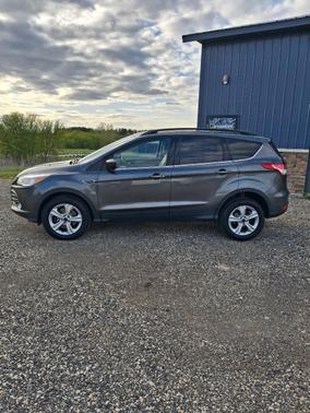 Gray 2016 Ford Escape SE