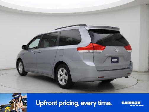 2014 Toyota Sienna LE