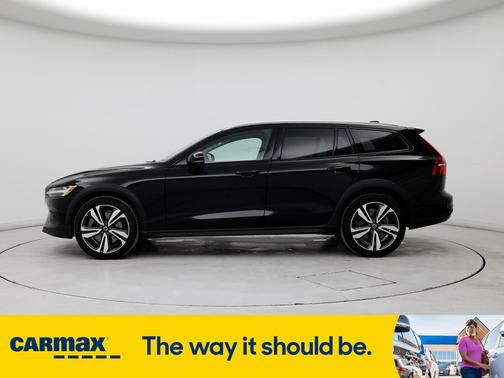 2023 Volvo V60 Cross Country B5 Plus