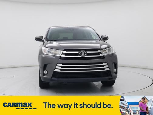 2017 Toyota Highlander LE