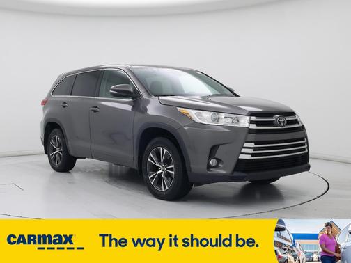 2017 Toyota Highlander LE