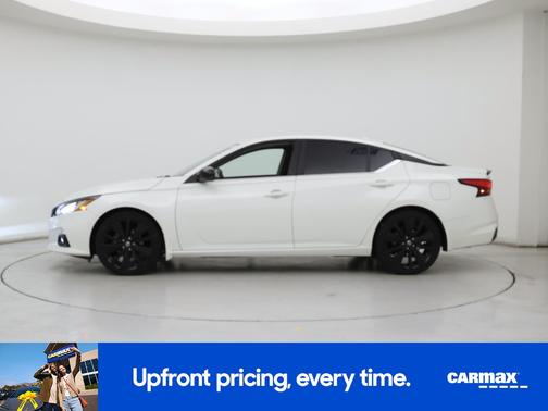 2022 Nissan Altima SR