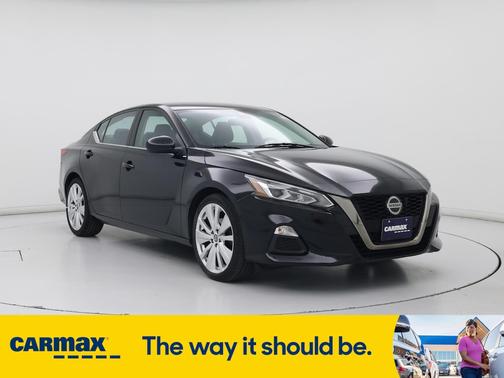 2021 Nissan Altima SR