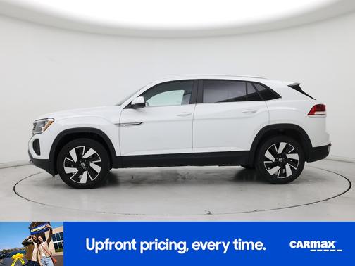 White 2025 Volkswagen Atlas Cross Sport SE w/Tech