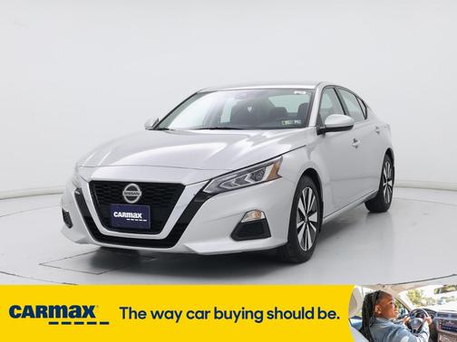 2022 Nissan Altima SV