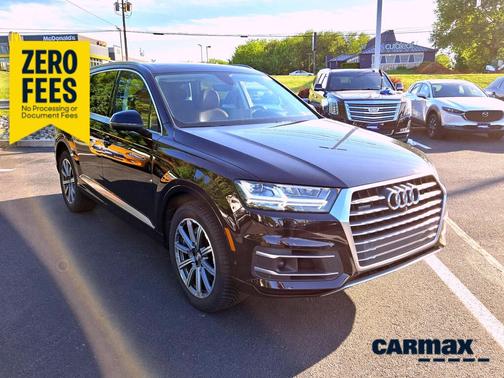 Black 2019 Audi Q7 Prestige