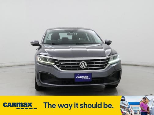 2020 Volkswagen Passat R-Line