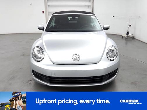 Silver 2016 Volkswagen Beetle SE