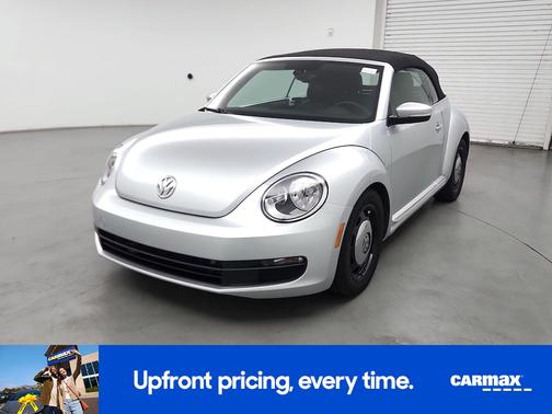 Silver 2016 Volkswagen Beetle SE