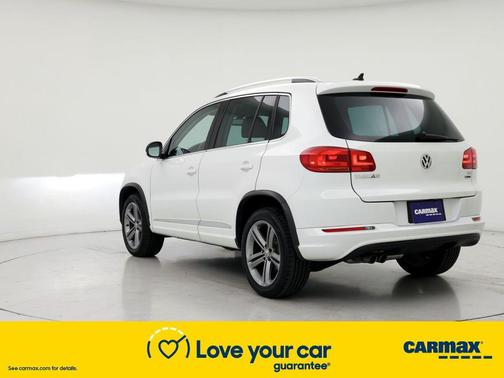 Photo 2 of 29 of 2017 Volkswagen Tiguan 2.0T Sport