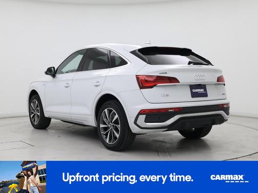 White 2022 Audi Q5 Sportback S-Line Premium