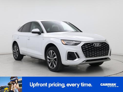 White 2022 Audi Q5 Sportback S-Line Premium