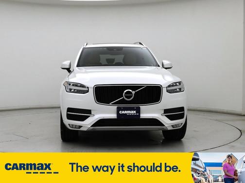 2019 Volvo XC90 T6 Momentum