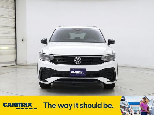 2022 Volkswagen Tiguan SE R-Line Black
