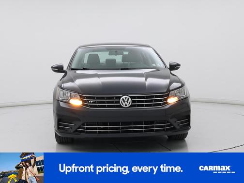 2017 Volkswagen Passat R-Line