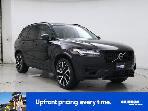 2023 Volvo XC90 Recharge Plug-In Hybrid T8 Plus Dark Theme