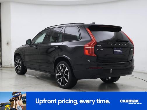 2023 Volvo XC90 Recharge Plug-In Hybrid T8 Plus Dark Theme