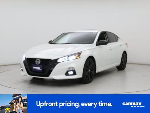 2022 Nissan Altima SR