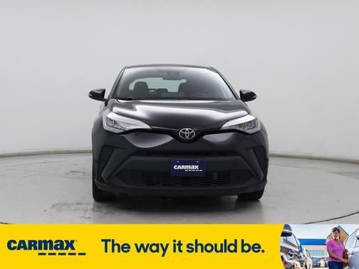 2022 Toyota C-HR XLE