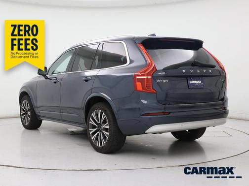 Blue 2022 Volvo XC90 T6 Momentum
